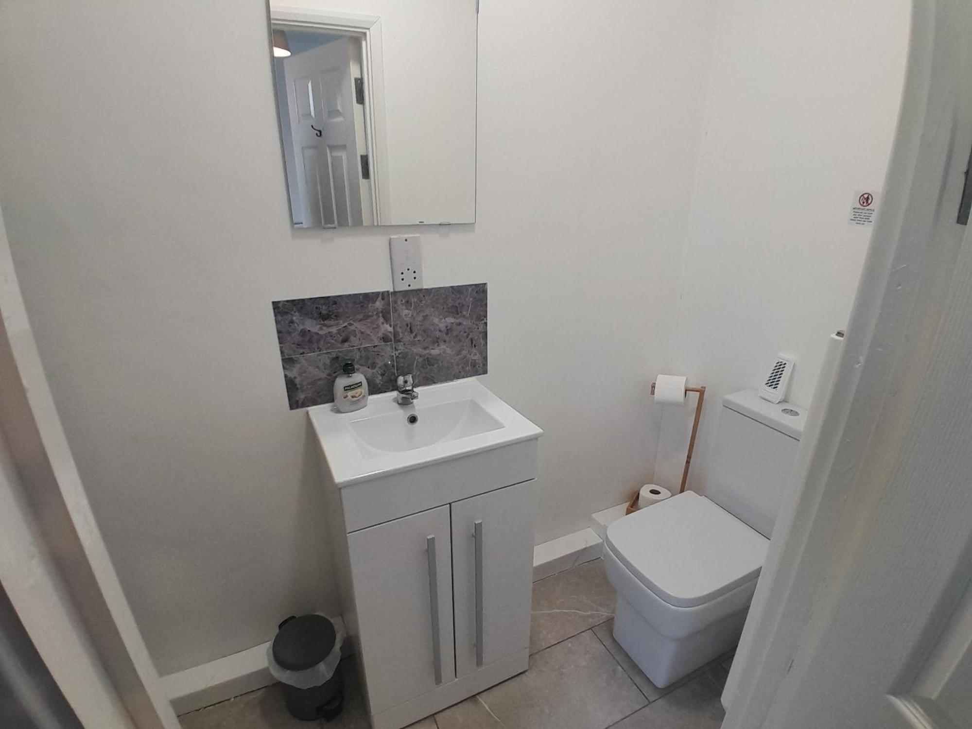 The Broadway Rooms Leicester Ngoại thất bức ảnh